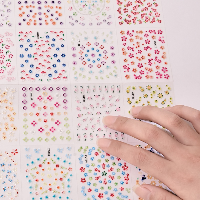 Miếng Dán Trang Trí Móng Tay Nghệ Thuật 3D Hình Hoa Nhiều Màu Sắc