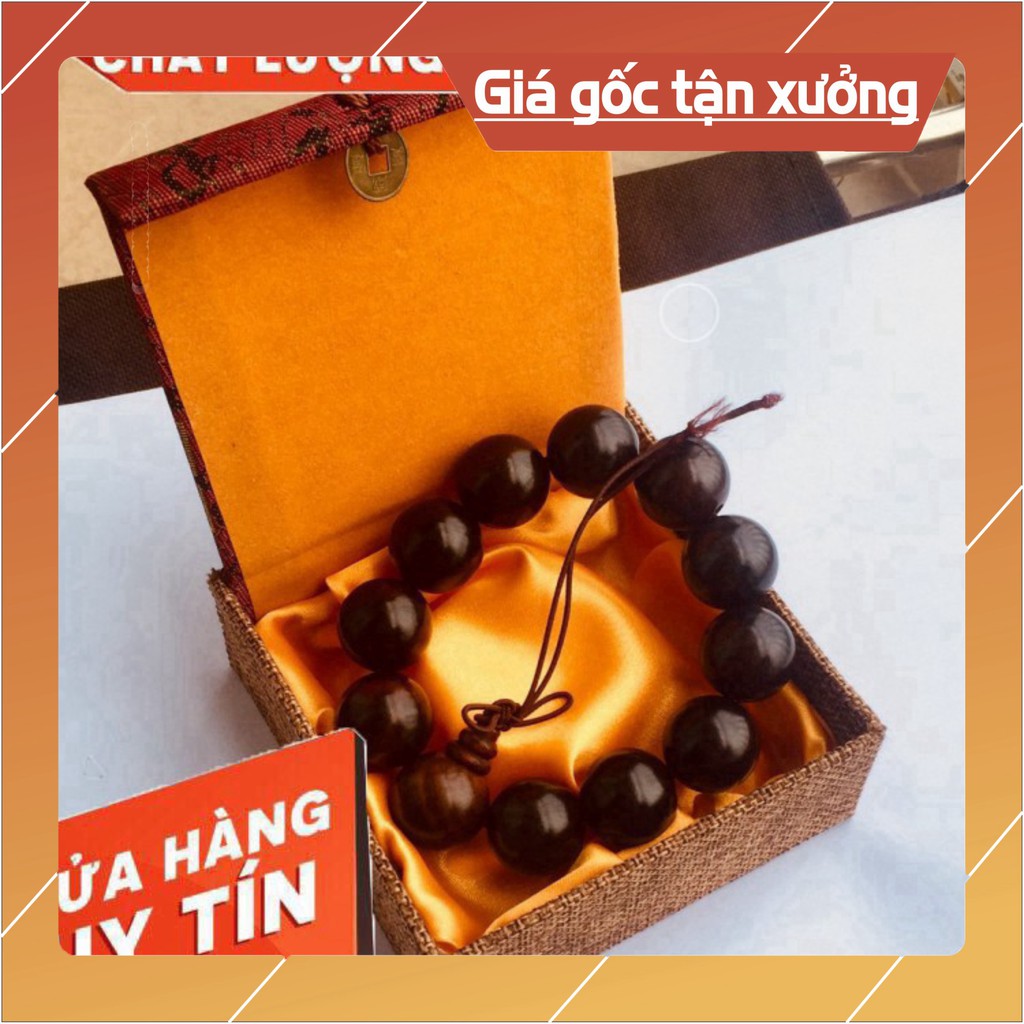 Vòng Tay Gỗ Sưa Đỏ 100% tự nhiên giúp gia chủ phát lộc làm ăn thuận lợi