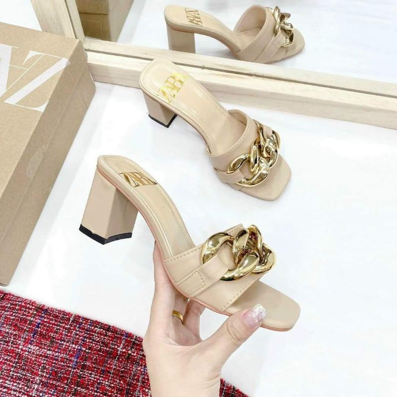 guốc quai xích da lỳ