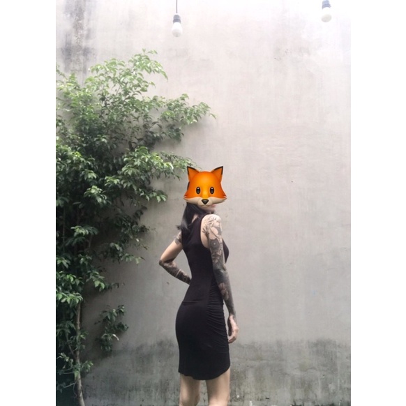 Váy body dáng ôm nhún nhẹ vạt chéo f21 thanh lí