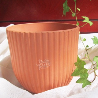 Chậu đất nung hình trứng  14x14cm