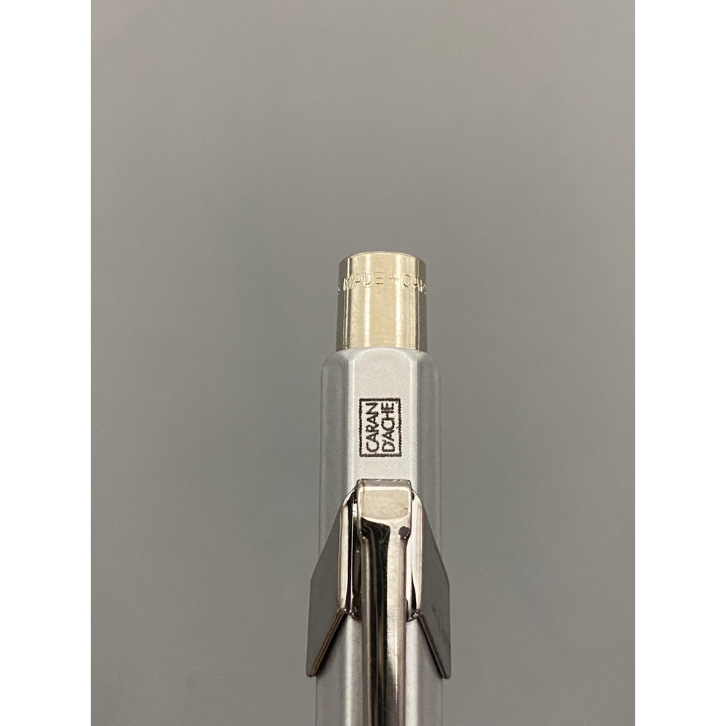 Bút bi bấm Caran D’ache  - 450.46992