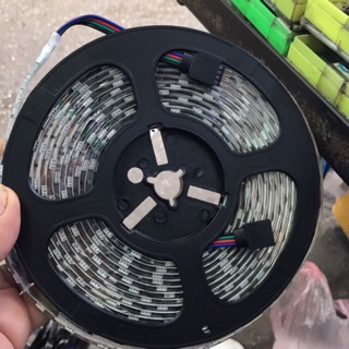 Led quận 5050 7 mầu 12v dài 5m
