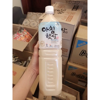 Nước gạo rang Hàn Quốc Woongjin chai 1.5L