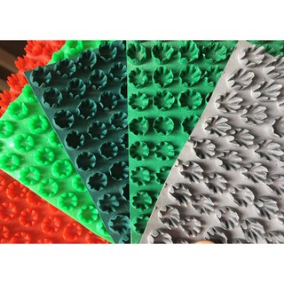 Thảm nhựa gai hoa cúc 70x100cm