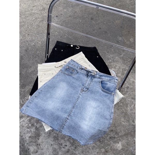 CHÂN VÁY JEANS KHOEN NÚT