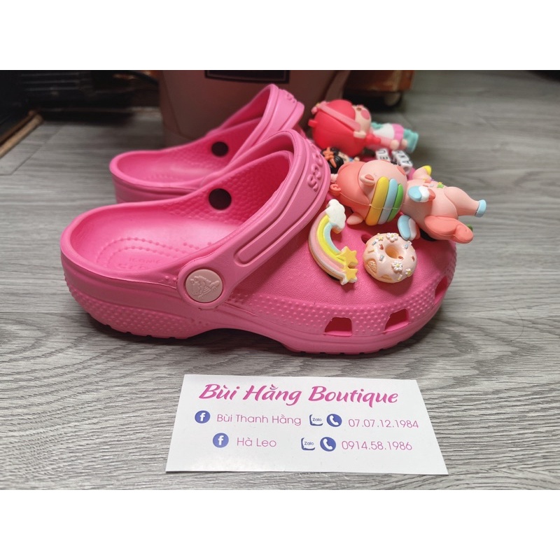 Dép pony và cô gái!Khách tên Diệu anh