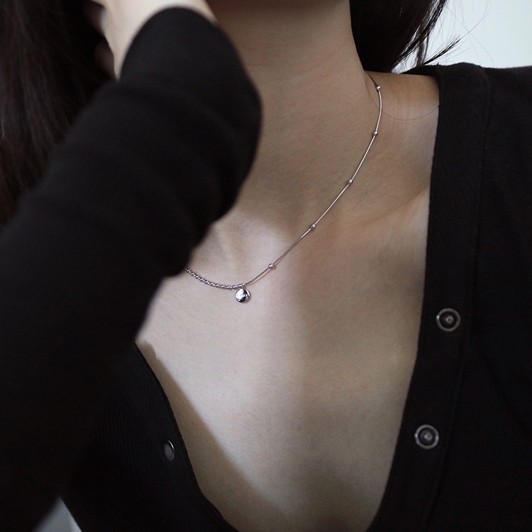 Vòng cổ mặt dây chuyền bạc không đối xứng
