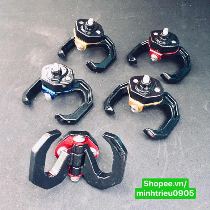 Móc treo đồ 2 chân , móc giữa xe máy
