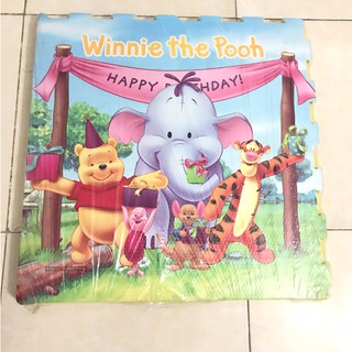 Thảm xốp tranh hoạt hình  60x60cm bộ gấu Pooth 4 tấm ghép 60x60cm dày 9-10mm