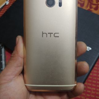 Lắp lưng điện thoại htc 10