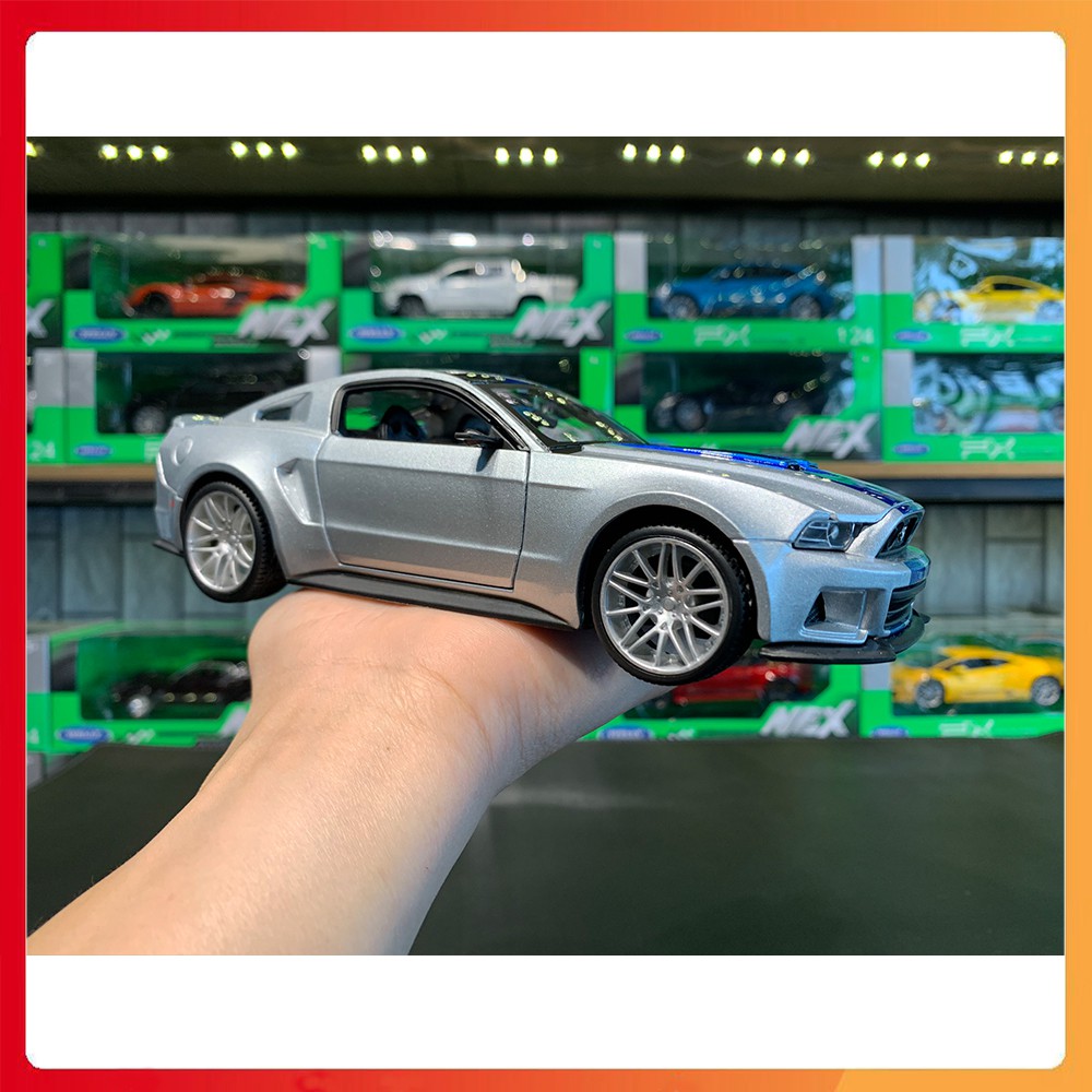 Mô hình xe Ford Mustang 2014 Street Racer tỉ lệ 1:24 Maisto