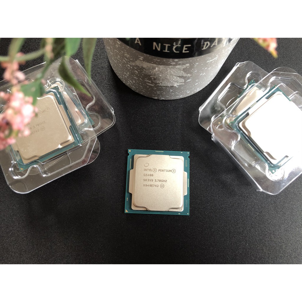 CPU Intel Pentium Gold G5400 (3.7GHz, 2 nhân 4 luồng, 4MB Cache, 58W) - Socket Intel LGA 1151-v2 - Mới Bảo hành 36 tháng