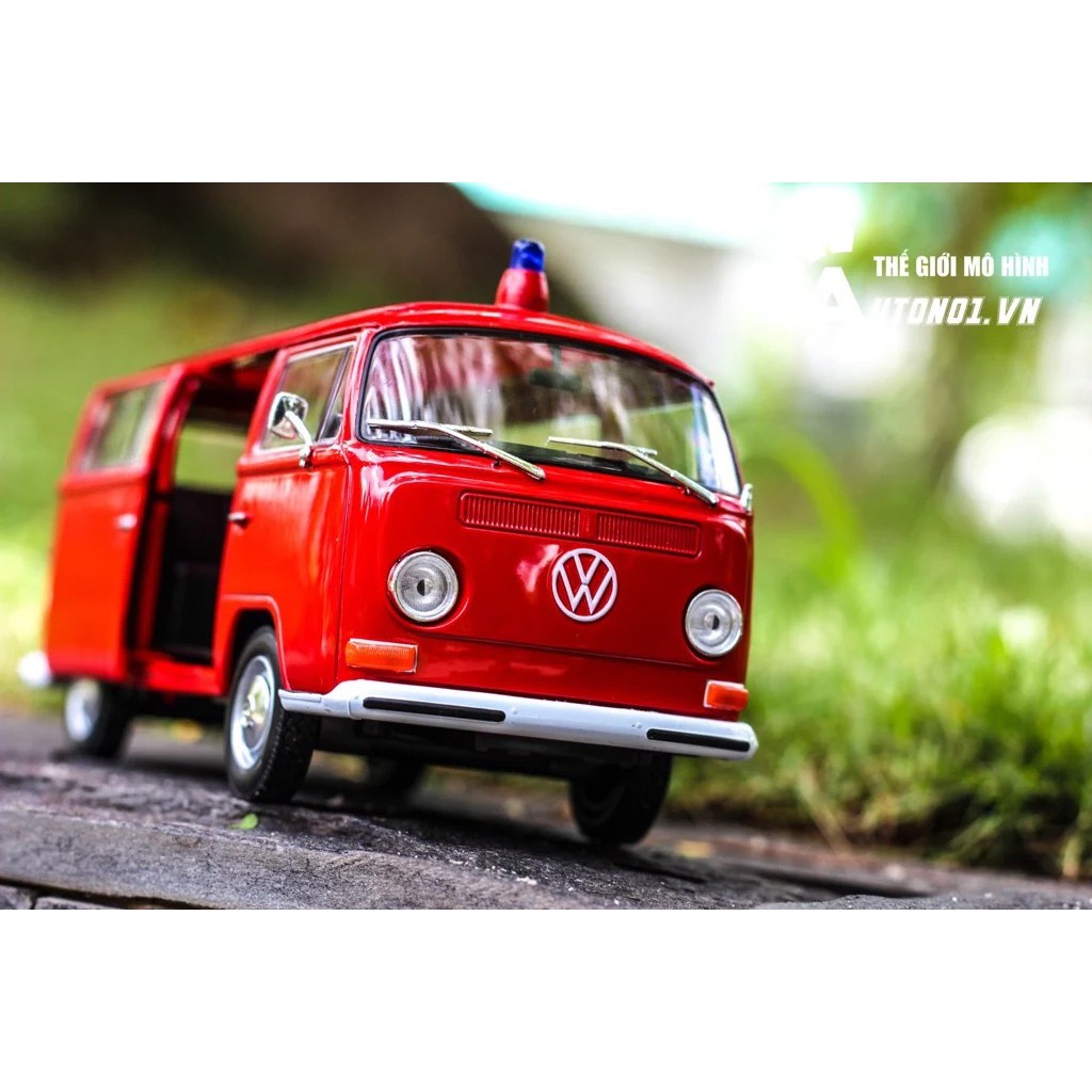 MÔ HÌNH XE VOLKSWAGEN BUS T2 1972 FIRE RED 1:24 WELLY 7028