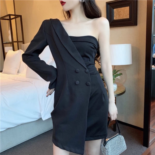 Đầm một vai kiểu vest