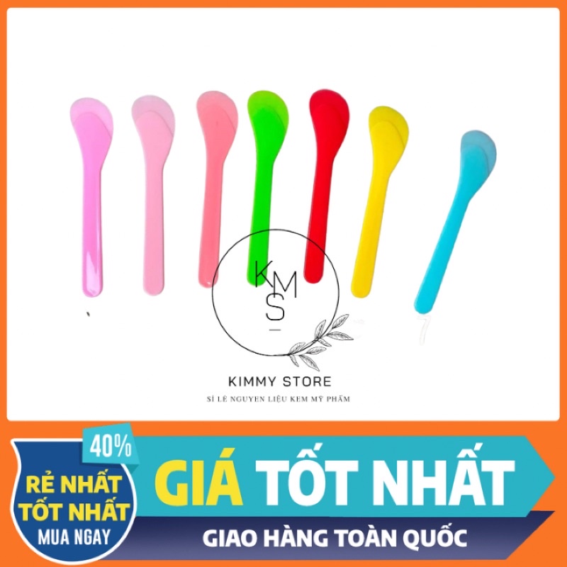 Muỗng nhựa múc kem