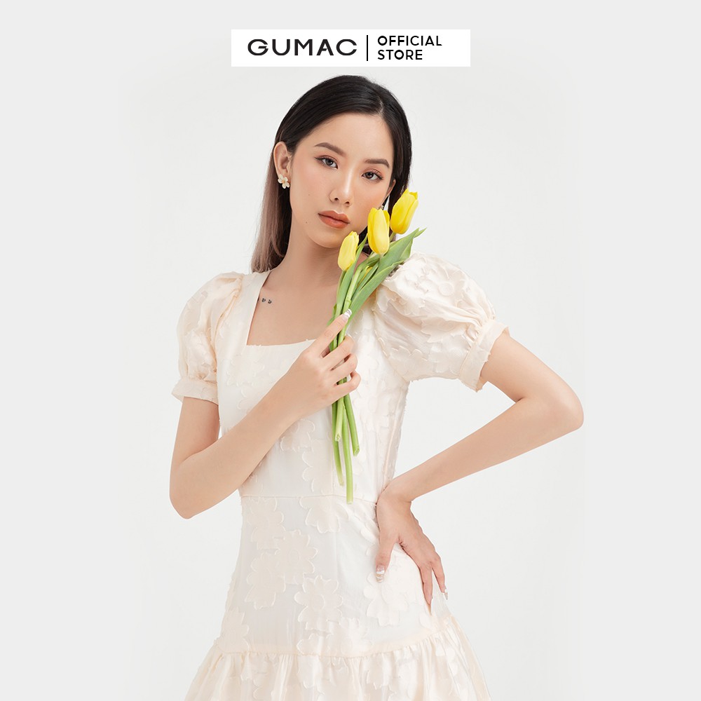 Đầm suông nữ cổ vuông GUMAC thiết kế váy nhún tùng màu kem đủ size DB4100 | BigBuy360 - bigbuy360.vn