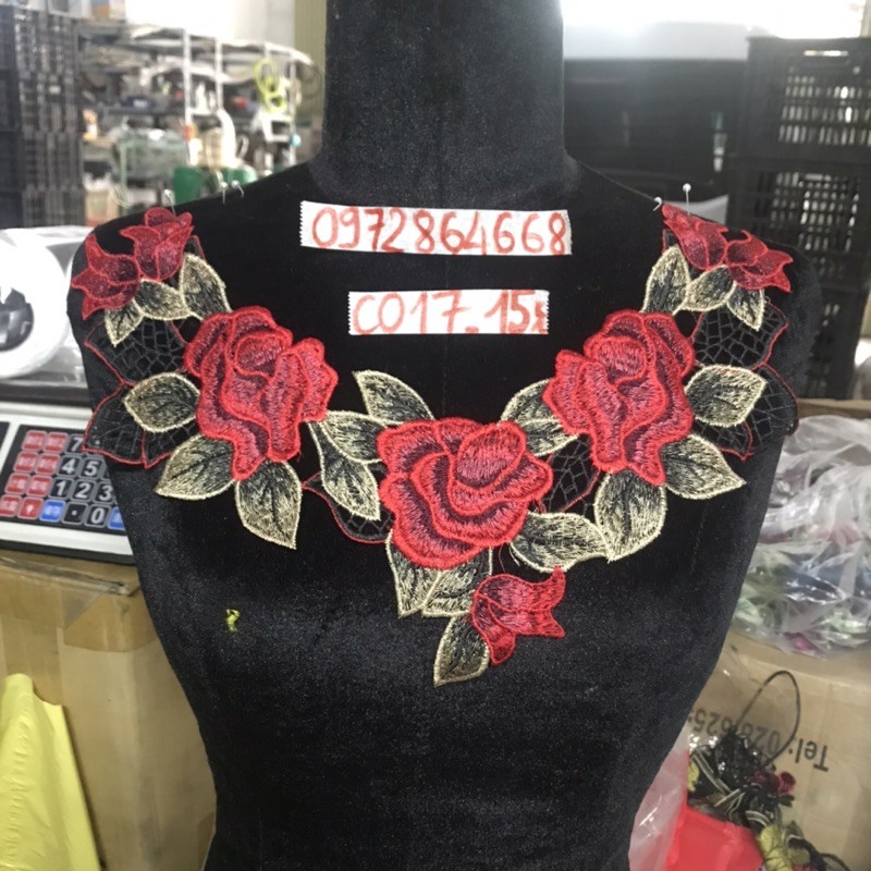 Cổ thêu hoa mã CO17