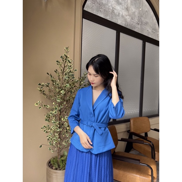 Set áo blazer chân váy xanh nước biển tôn da