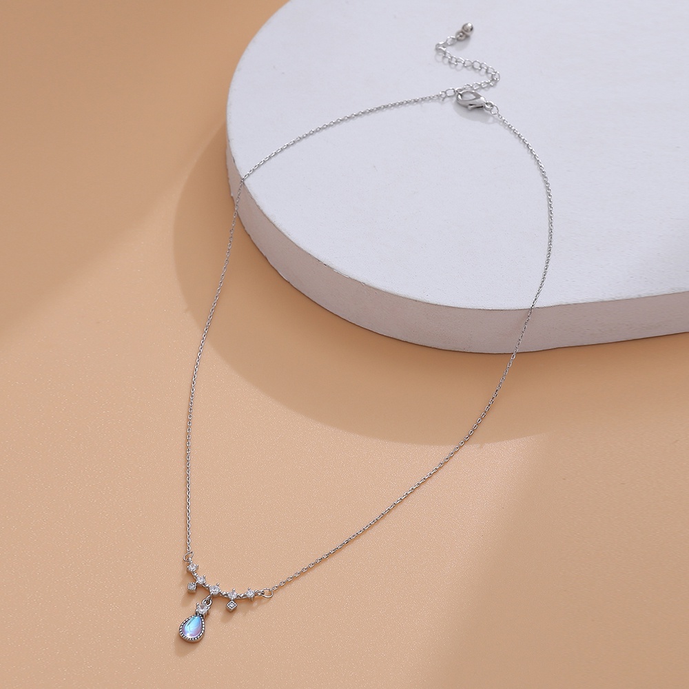 Vòng Cổ Choker Mặt Đá Mặt Trăng Thanh Lịch Cho Nữ