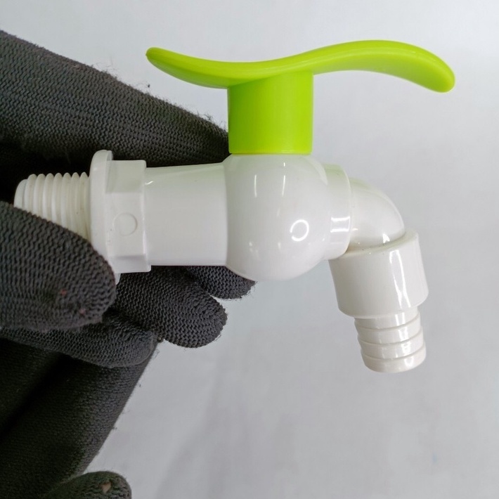 Vòi nước nhựa 21 xanh VVN602