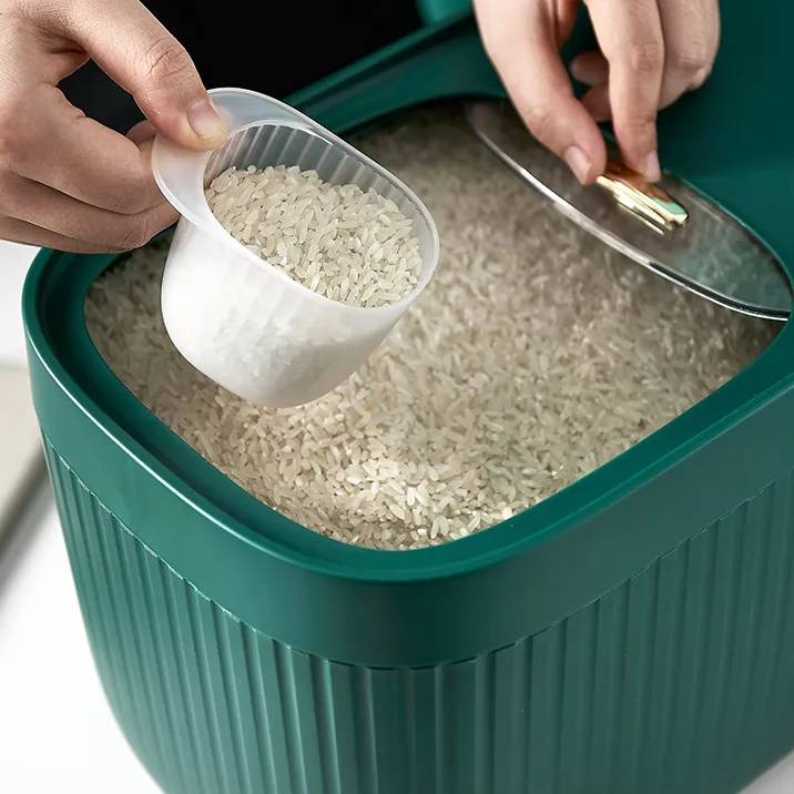 Thùng Đựng Gạo Doron 8102 loại lớn - Chống Ẩm, Chống Mối Mọt - Loại 10kg