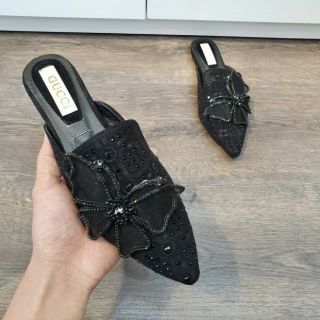 Sục nơ đá sang chảnh