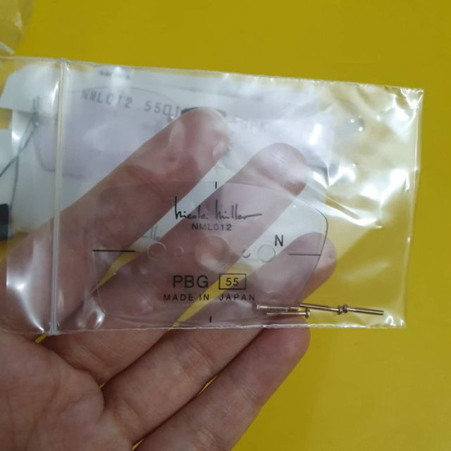 Kính mắt trong 0 độ HOYA Nicole Miller