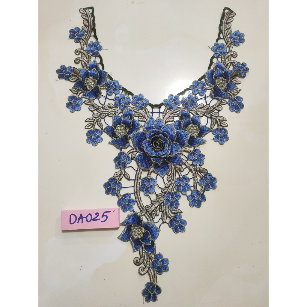 cổ thêu kết áo xinh xắn