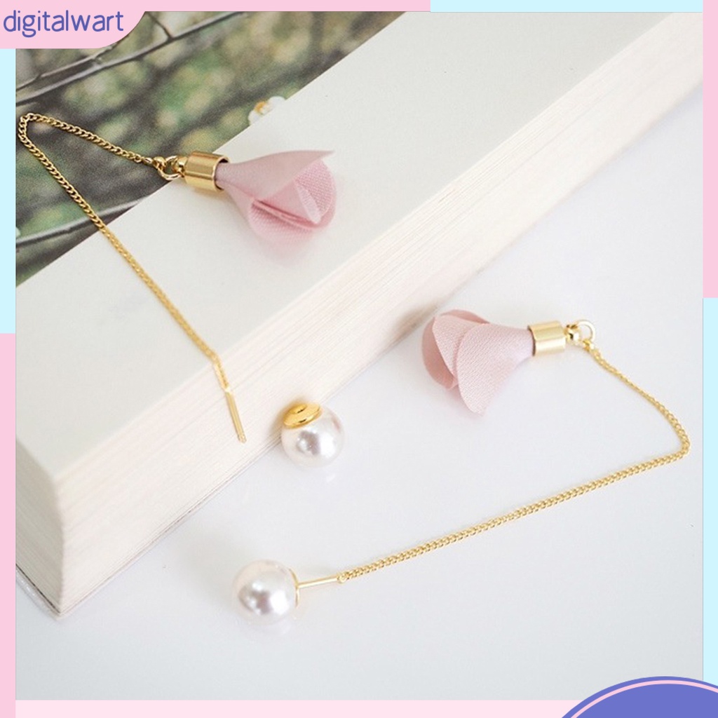 Cặp khuyên tai thiết kế đính hoa rủ dài và ngọc trai nhân tạo sang trọng dành cho nữ