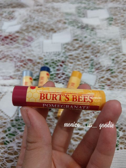 Son dưỡng môi Burt's Bee made in USA