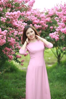 Áo dài trơn hồng phấn