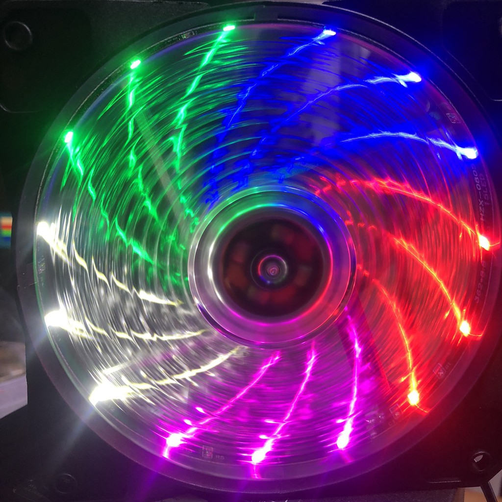 Quật tản nhiệt Led 12V,15Led làm mát máy tính - Vi Tính Bắc Hải