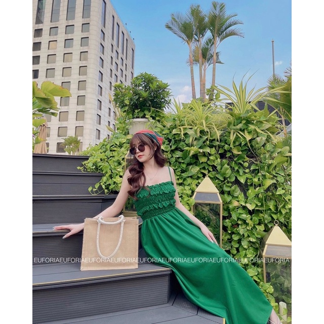 HOT🔥  Đầm Maxi Hai Dây Dáng Xoè Có Chun Ngực Kết Hợp Dây Đan Nơ Phía Sau Rất Thích Hợp Đi Biển