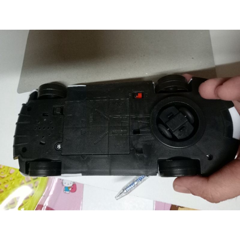 Xe cảnh sát mô hình có nhạc và đèn cho bé