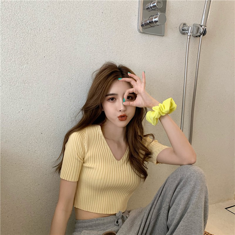 Xiaozhainv Áo thun tay ngắn cổ chữ V màu trơn ôm dáng sành điệu | BigBuy360 - bigbuy360.vn