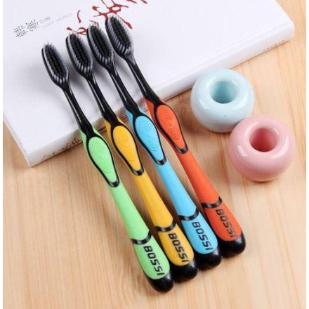 [Có sẵn] Bàn chải đánh răng than tre hoạt tính (giao màu ngẫu nhiên) -supersale365