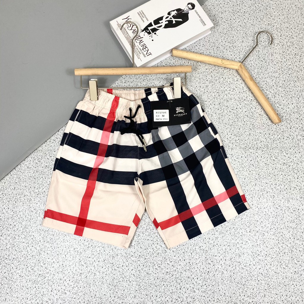 Quần đùi nam kẻ bbr,chất cotton thoáng mái không xù không bai nhão,quần short nam có đủ size,quần đùi nam hot 2021 | BigBuy360 - bigbuy360.vn