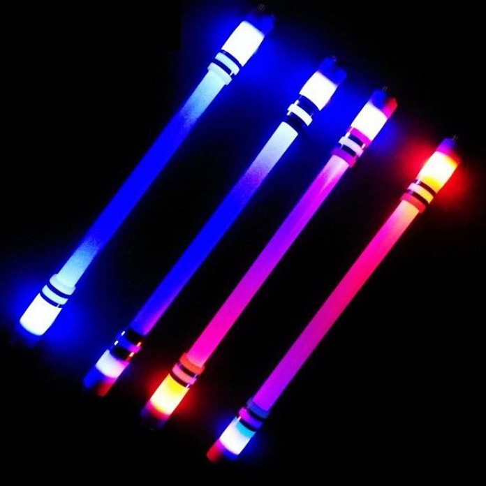 Bút Quay Đồ Chơi Spinner Có ĐèN LED 10 KiểU