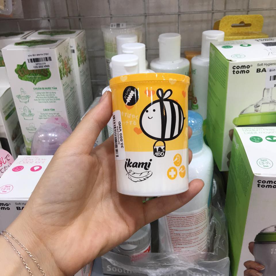 tăm bông ngoáy tai nhật