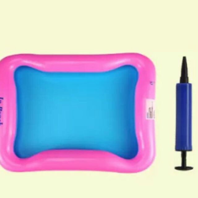 Khuôn và dụng cụ lẻ để chơi cát