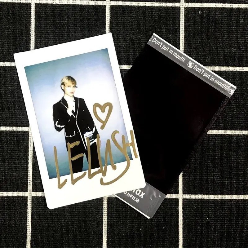 Polaroid chữ ký thực tập sinh Sáng tạo doanh 2021 CHUANG Lelush Mika Santa vv