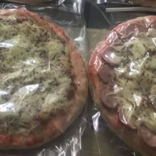 Đế bánh pizza tươi nhà làm,