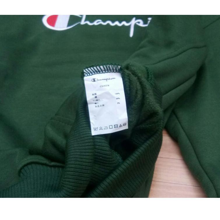 Áo Sweater Màu Đen In Chữ Champion Cá Tính