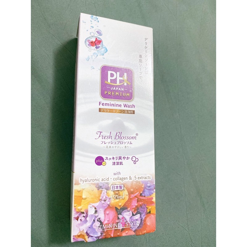 Dung dịch vệ sinh PH Premium Feminine wash