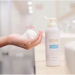 Sữa rửa mặt tạo bọt Bifesta