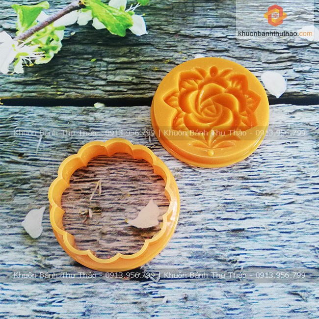 Khuôn bánh trung thu nhận tròn hoa hồng 100g | 150g