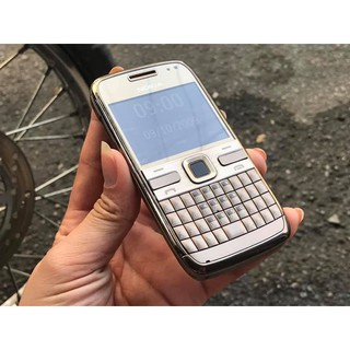 Nokia E72 chính hãng chỉ có tại tp.hcm