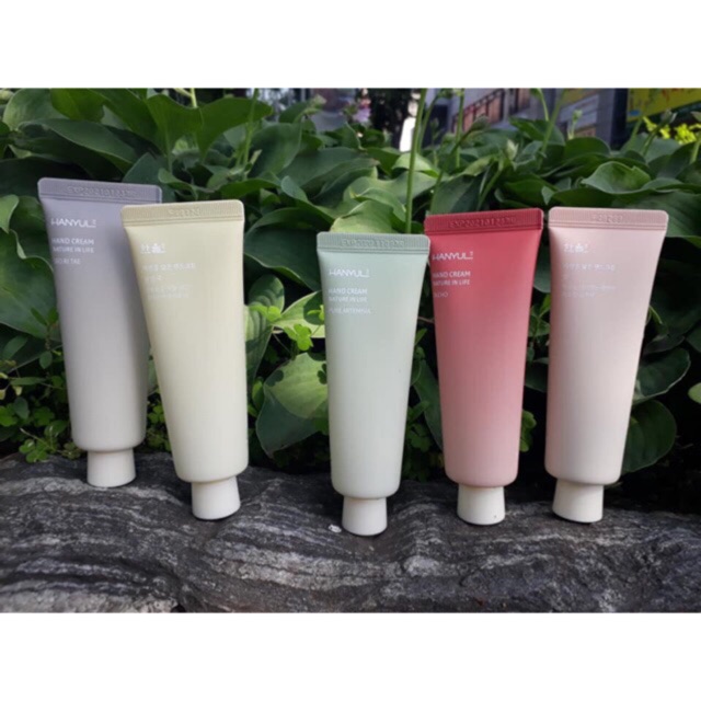 Kem dưỡng da tay Hanyul Hand Cream Nature In life #SEO RI TAE (ĐẬU ĐEN)
