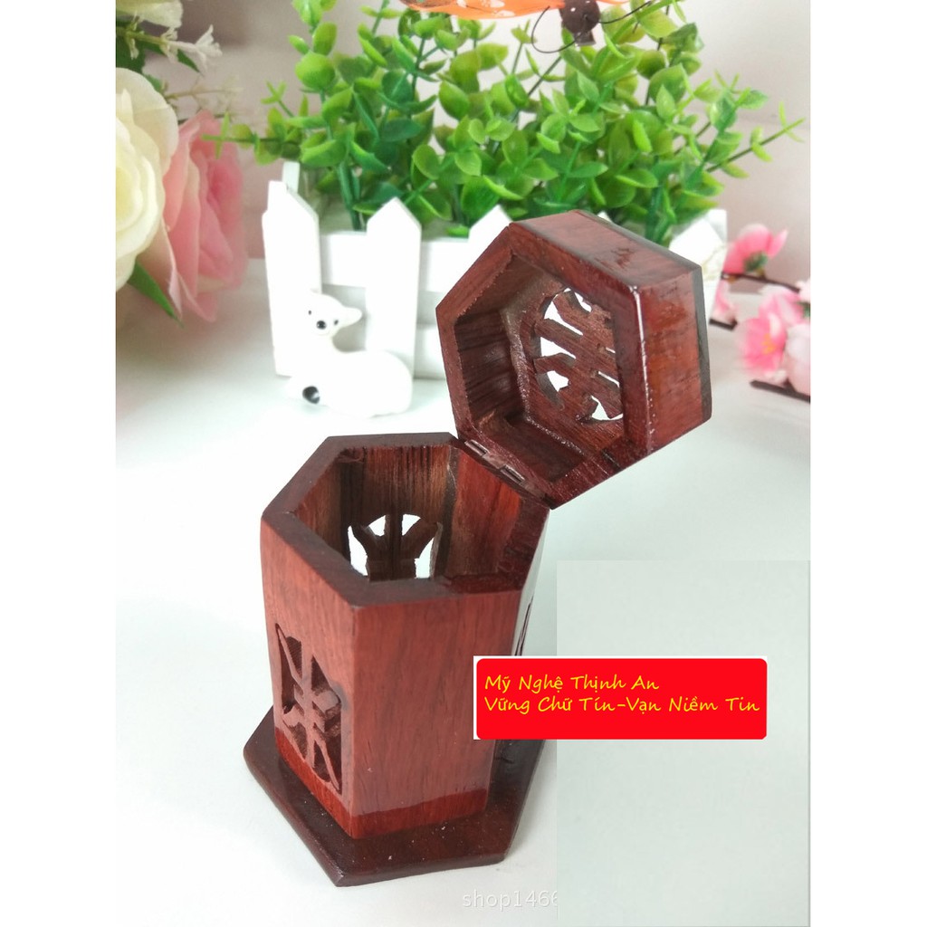 Hũ đựng Tăm Gỗ Hương ta Đỏ lọng chữ thọ HTCT01